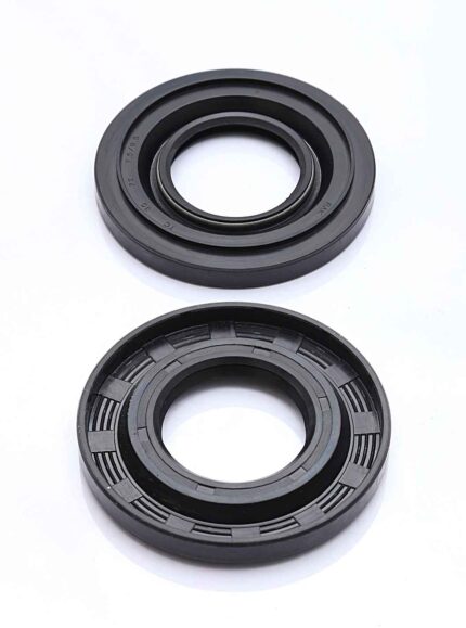 OIL SEAL (35.72.7.6.9.5)